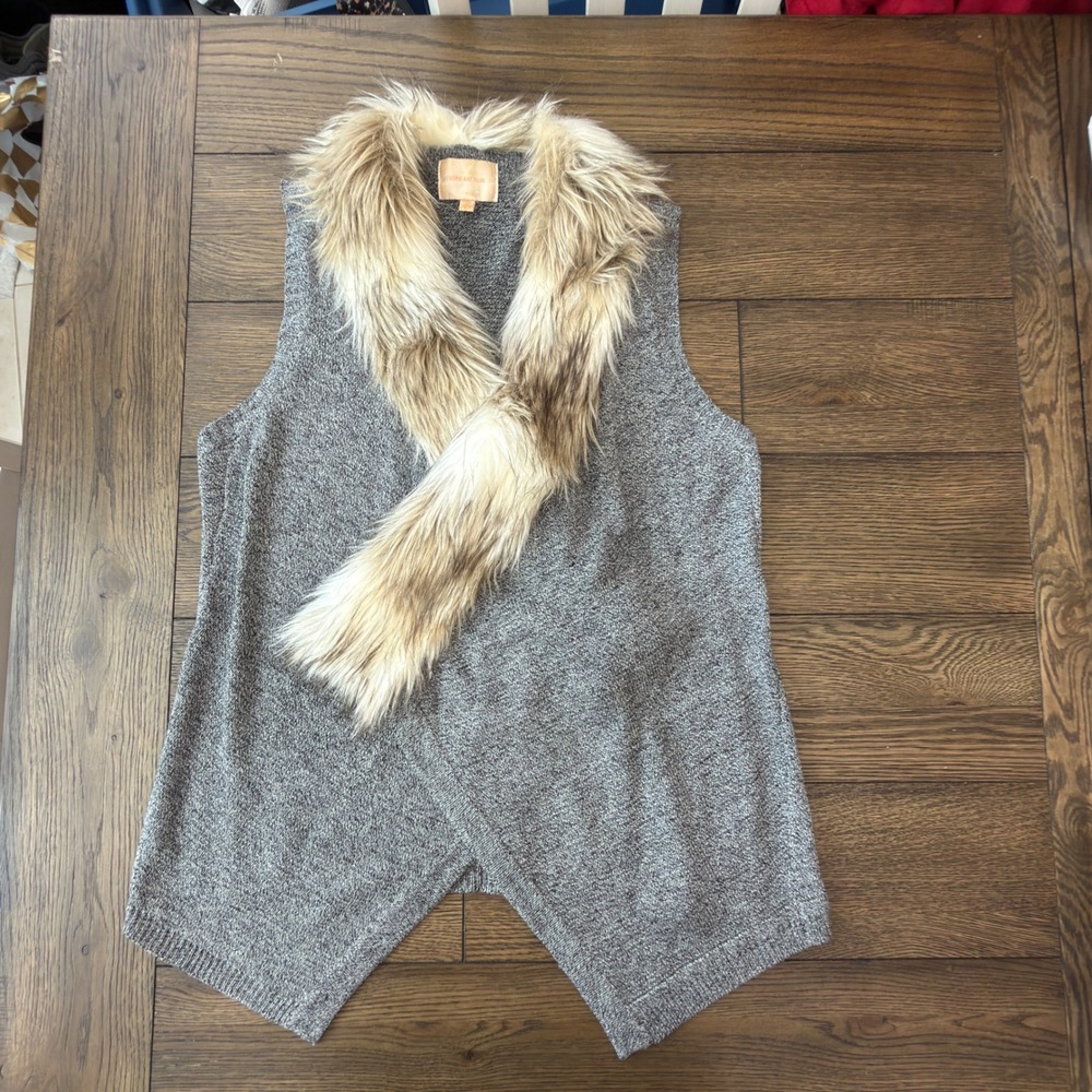 Skies Are Blue Gray Marl Knit Vest Faux Fur Collar Draped Open Front Small